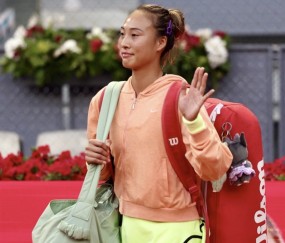 郑钦文又有新克星！1-2遭26岁美女双杀：无缘16强 交手5次输了4次