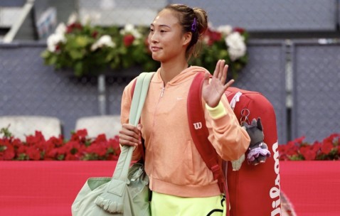 郑钦文又有新克星！1-2遭26岁美女双杀：无缘16强 交手5次输了4次